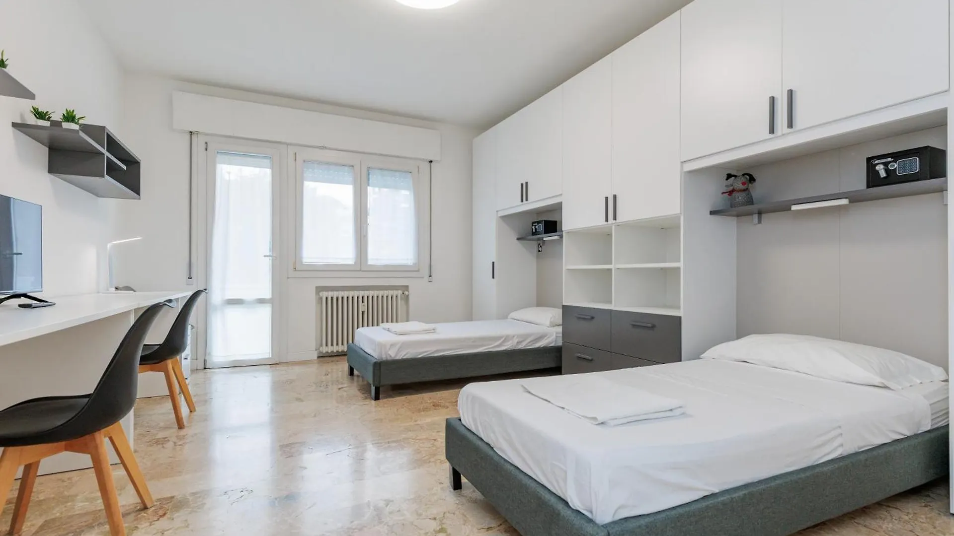 아파트 Free Park Hapton House Trento 19 1 Mestre Easy To Venice